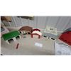 Image 4 : Toy Farm Buildings Including John Deere Dealership, Sign Barn, Sheds, and More