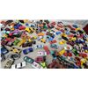 Image 6 : Large Collection of Hot Wheels, Matchbox, and Other Diecast Toy Cars and Vehicles, 170 and More