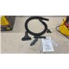 Image 5 : Stinger 2.5-Gallon Wet/Dry Vacuum, 1.75 HP, with Hose, Attachments, Manual