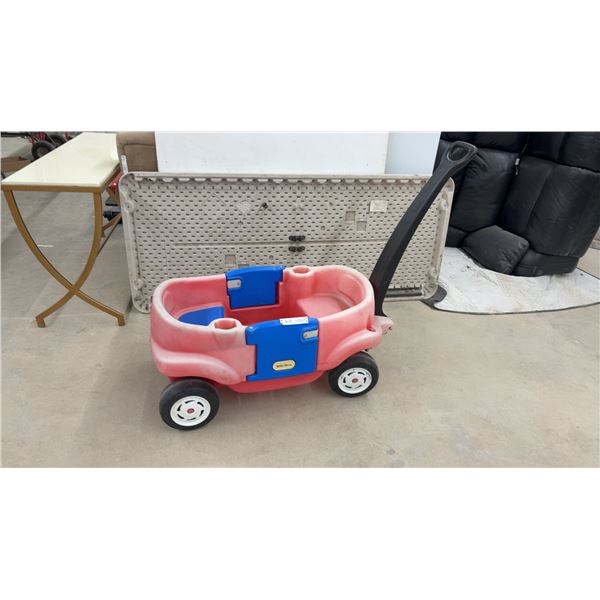 Little Tikes Deluxe Plastic Pull Wagon with Cup Holders