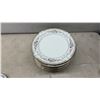 Image 7 : Apropos Bridgehampton Fine China Dinnerware Set, 66 Pieces