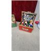 Image 1 : Enesco Treasure Chest Musical Toy Box Figurines, Set of Three