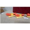 Image 3 : Oscar Mayer Wienermobile Plastic Toy Cars, Set of Four