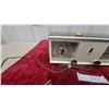Image 2 : Zenith Clock Radio with Am Tuner Dial Vintage