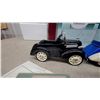 Image 6 : Hallmark Kiddie Car Classics Collection, Four Die-Cast Pedal Car Models x4