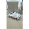 Image 2 : Hallmark Kiddie Car Classics 1961 Murray Fire Chief Pedal Car Ornament and More