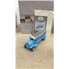 Image 9 : Hallmark Kiddie Car Classics Service Truck Die-Cast Model with Original Box