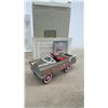 Image 10 : Hallmark Kiddie Car Classics 1948 Murray Champion Pedal Car Die-Cast Model