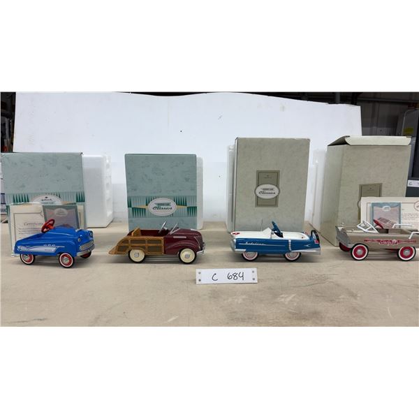 Hallmark Kiddie Car Classics 1948 Murray Champion Pedal Car Die-Cast Model