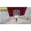 Image 2 : Nestea Iced Tea Glass Beverage Dispenser and Looney Tunes Character Glasses