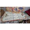 Image 5 : NHL Power Play Electric Hockey Game No. 540 by Eagle Toys with Original Box and Players
