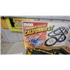 Image 3 : Tyco Magnum 440-X2 California Gt Slot Car Racing Set with Track and Cars