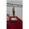 Image 5 : Blinky Blue Owl Bank with Box, Postal Worker Mailbox Bank, and More