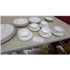 Image 4 : White Porcelain Dinnerware Set with Gold Rim and Napoleon Bee Emblem, 30 Pieces Ready Oyal Tuscan