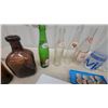 Image 3 : Old Pop Bottles Metal Heinz Sign Bottle Caps Ship in Bottle
