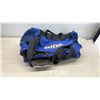 Image 5 : Delaro Rolling Carry-On Bag and Labatt Blue Promotional Duffel Bag