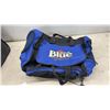 Image 7 : Delaro Rolling Carry-On Bag and Labatt Blue Promotional Duffel Bag