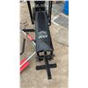 Image 3 : York 2001 Home Gym with Pec Mate Attachment and Bench