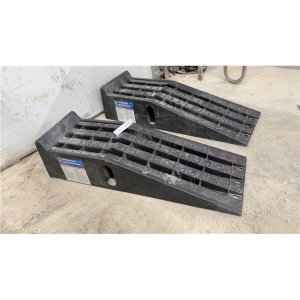 2 Power Fist Poly Ramps, Max 13,000 Pounds