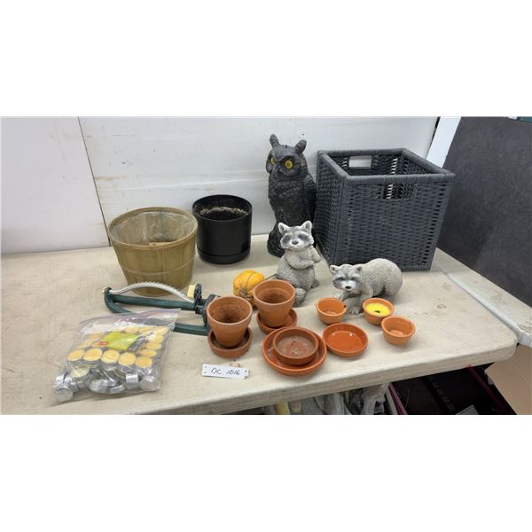 Melnor Oscillating Sprinkler, Wooden Bushel Basket, Terra Cotta Pots, Garden Owl & More