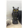 Image 5 : Melnor Oscillating Sprinkler, Wooden Bushel Basket, Terra Cotta Pots, Garden Owl & More