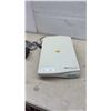 Image 1 : Hewlett-Packard ScanJet 4100C Flatbed Scanner with Power Adapter