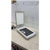 Image 3 : Hewlett-Packard ScanJet 4100C Flatbed Scanner with Power Adapter