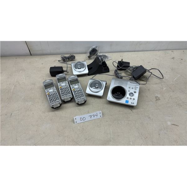 Panasonic DECT 6.0 Cordless Phone System with Answering Machine, Three Handsets, and Cradles