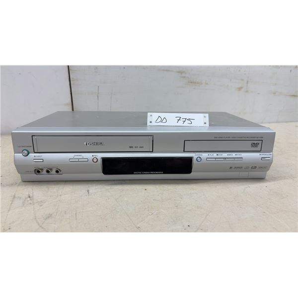 Toshiba SD-V394SC DVD Video Player and VHS Hi-Fi Video Cassette Recorder Combo