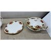 Image 2 : Royal Albert Old Country Roses Bone China Tea Set with Covered Tureen and More, 36 Pieces