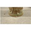 Image 17 : Rococo-Style Cream Resin Mantel Clock with Gold-Tone Face and Roman Numerals, Electric Ceramic