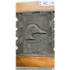 Image 2 : Ducks Unlimited Cast Iron and Wood Garden Bench with Duck Motif Lattice Back 29 x 49 x 21"