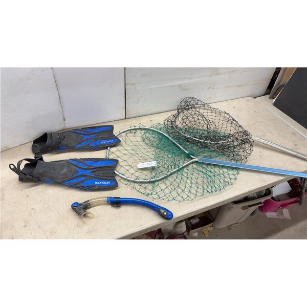 Body Glove Swim Fins Size L-XL with Snorkel and 2 Fishing Landing Nets