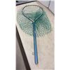 Image 5 : Body Glove Swim Fins Size L-XL with Snorkel and 2 Fishing Landing Nets