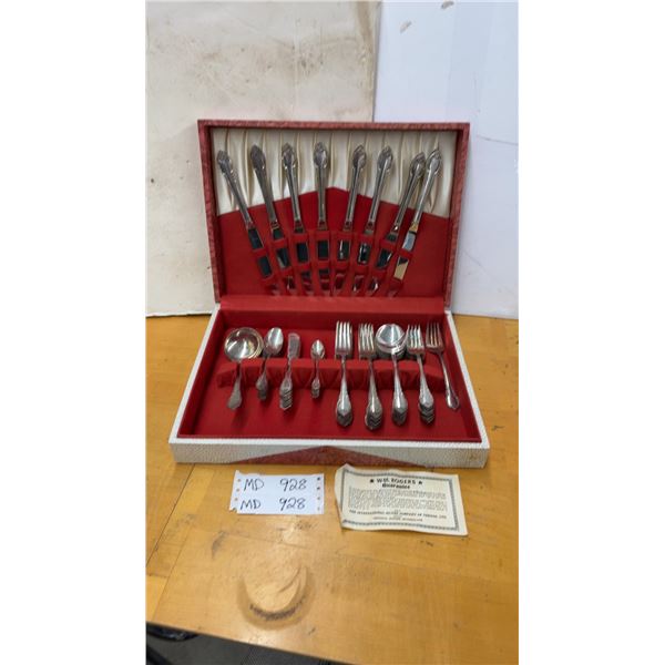 Wm. Rogers Remembrance Silver-Plated 44-Piece Flatware Set with Presentation Case