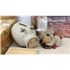 Image 4 : Federal Glass Company Rosecrest Eight-Piece Oven Glass Set, Linens and Gravy Warmer