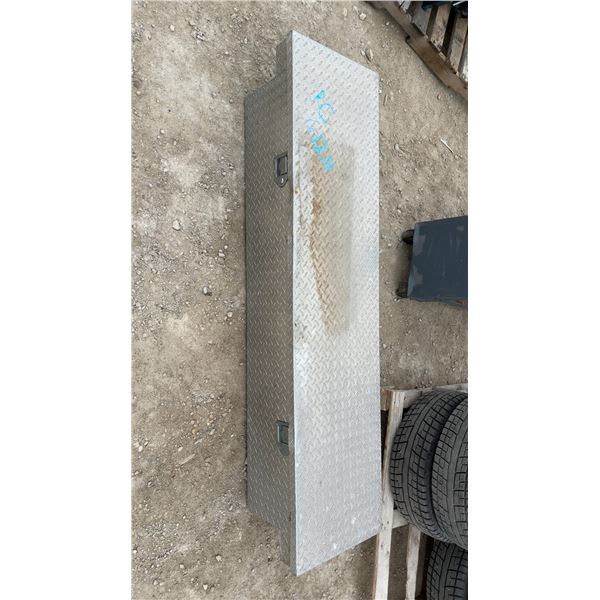Aluminum Diamond Plate Truck Bed Tool Box