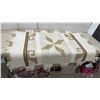 Image 2 : Woven Area Rug, 36 x 52" with Fringe and 3 Shark Mop Pads