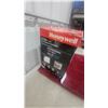 Image 3 : Honeywell QuietCare Cool Moisture Humidifier Beleive New