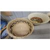 Image 7 : Certified International Tuscan Harvest Jumbo Planter Pot with Underplate, Wicker Basket, and More