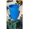 Image 5 : Blue Plastic Barrel, Garden Hose, Decorative Frog Welcome Sign, and More