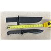 Image 3 : 2 Knifes and a Set of 3 Throwing Knives Largest 14" Long