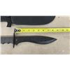 Image 4 : 2 Knifes and a Set of 3 Throwing Knives Largest 14" Long