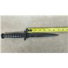 Image 8 : 2 Knifes and a Set of 3 Throwing Knives Largest 14" Long