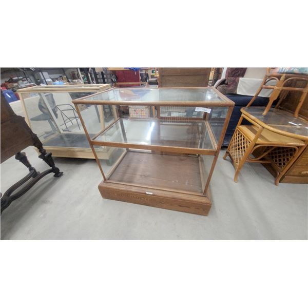 Antique L. Paulle Oak and Glass Mercantile Counter Display Case 42 x 27 x 42"