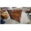 Image 6 : Antique L. Paulle Oak and Glass Mercantile Counter Display Case 42 x 27 x 42"