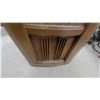 Image 4 : Philco Model 39-80 Art Deco Multi-Band Console Radio with Push-Button Tuning