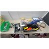 Image 1 : Irwin Quick-Grip Bar Clamps, Caster Wheels, Eye Bolts, Shackles, and More