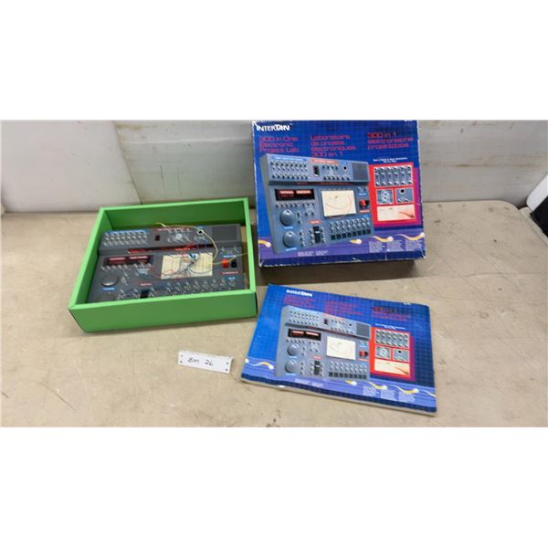 Intertan Science Fair 300 in One Electronic Project Lab Model 26-270 with Manual