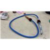 Image 5 : Hookah Set with Glass Base, Metal Stem, Two Hoses, Cleaning Brushes, and More